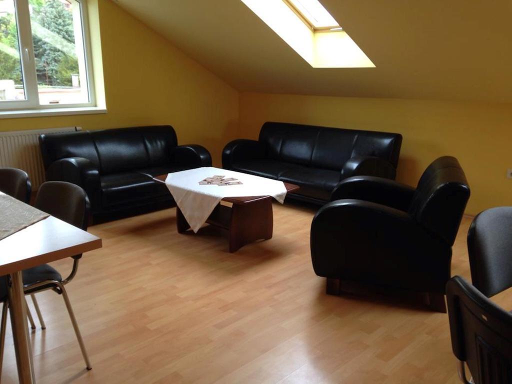 Stan Es Panzio Bed & Breakfast Balatonalmádi Екстериор снимка