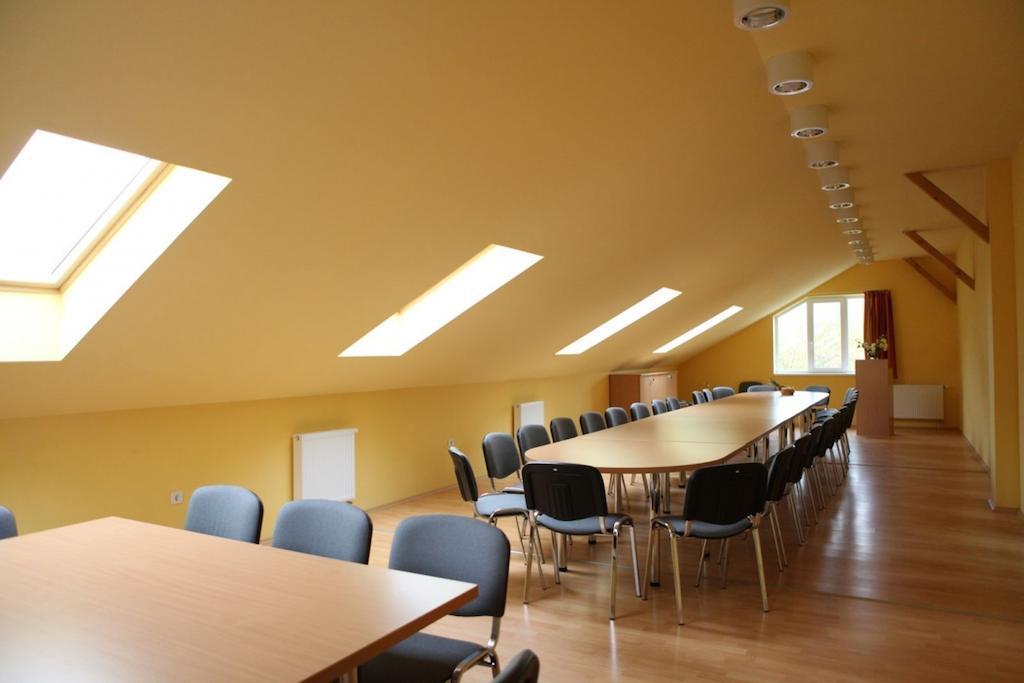 Stan Es Panzio Bed & Breakfast Balatonalmádi Екстериор снимка